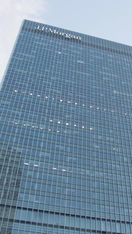 Vertical-Video-Of-J-P-Morgan-Office-Building-In-London-Docklands-UK